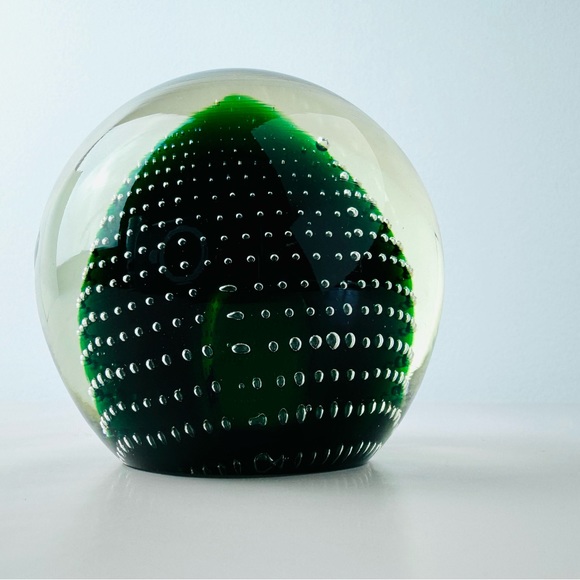VTG Handblown Blown Glass Bubble Green Orb Paperweight - Picture 2 of 11